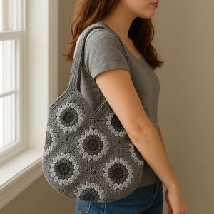 Sunflower Granny Square Crochet Bag Pattern (PDF Download)