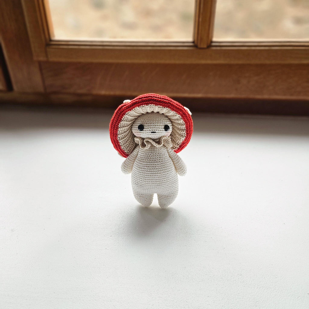 Enchanting Mushroom Guy Crochet Pattern - Amigurumi Critter Stitch for Beginners